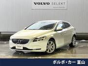 2016 VOLVO V40