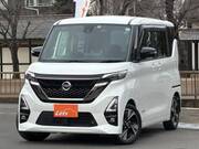 2022 NISSAN ROOX