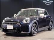 2021 BMW MINI