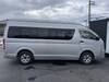 TOYOTA HIACE COMMUTER