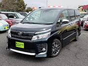 2016 TOYOTA VOXY