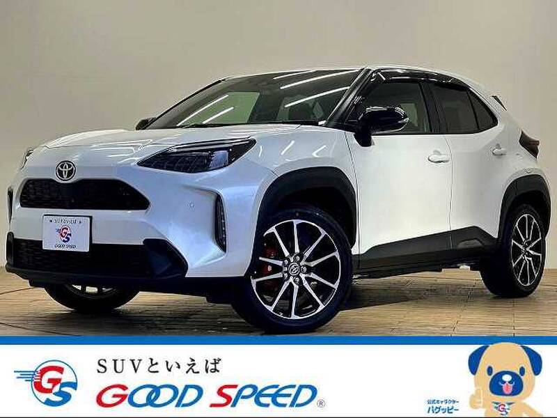 -YARIS CROSS