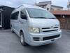 TOYOTA HIACE COMMUTER