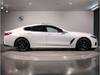 BMW 8 SERIES