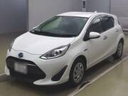 2018 TOYOTA AQUA