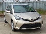 2015 TOYOTA VITZ F