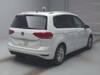 VOLKSWAGEN GOLF TOURAN