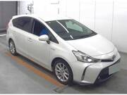 2015 TOYOTA PRIUS ALPHA