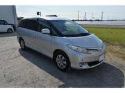 2013 TOYOTA ESTIMA X