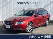 2012 VOLVO V70