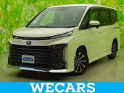 2022 TOYOTA VOXY