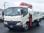 2011 HINO DUTRO
