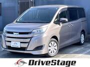 2017 TOYOTA NOAH X