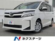 2019 TOYOTA VOXY X