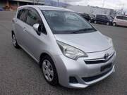 2011 TOYOTA RACTIS G