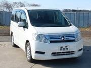 2011 HONDA STEPWAGON G
