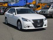 2013 TOYOTA CROWN