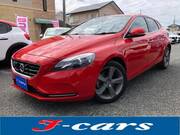 2013 VOLVO V40
