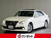 2013 TOYOTA CROWN ROYAL SALOON