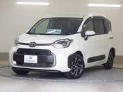 2024 TOYOTA SIENTA