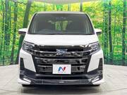 2017 TOYOTA NOAH