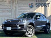 2019 PORSCHE MACAN