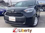 2025 TOYOTA SIENTA