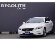 2015 VOLVO V40