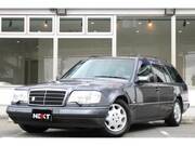 1994 MERCEDES BENZ E-CLASS Stationwagon (Left Hand Drive)