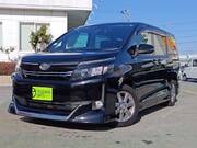2017 TOYOTA VOXY