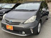 2012 TOYOTA PRIUS ALPHA S