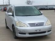 2003 TOYOTA IPSUM 240I