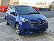 2015 TOYOTA RACTIS G