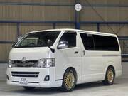 2011 TOYOTA HIACE VAN