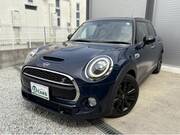 2019 BMW MINI
