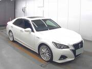 2015 TOYOTA CROWN HYBRID