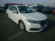 2018 TOYOTA PREMIO