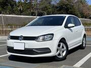 2015 VOLKSWAGEN POLO