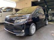 2014 TOYOTA VOXY
