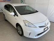 2014 TOYOTA PRIUS ALPHA