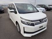 2016 TOYOTA VOXY X