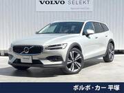 2021 VOLVO V60
