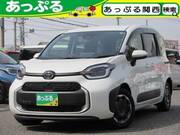 2023 TOYOTA SIENTA