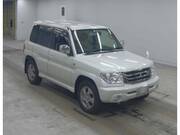 2004 MITSUBISHI PAJERO IO