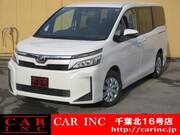 2018 TOYOTA VOXY X