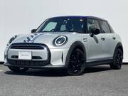 2022 BMW MINI