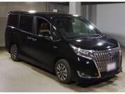 2017 TOYOTA ESQUIRE