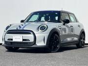 2022 BMW MINI