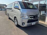 2019 TOYOTA HIACE VAN