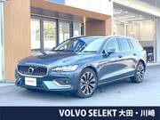 2022 VOLVO V60